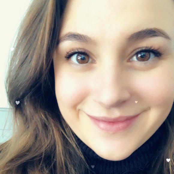 Meet your Posher, Shelly - Picture 1 of 1